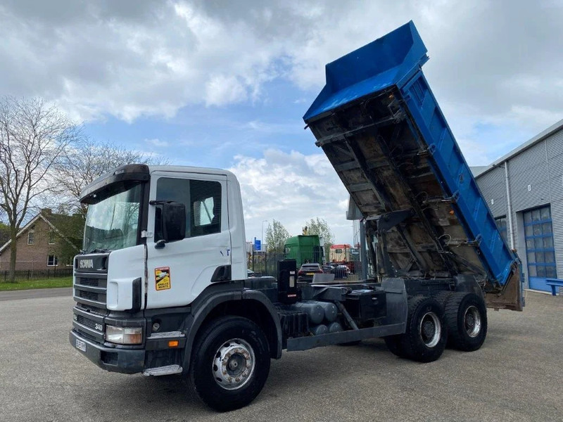Scania 114-340 / 6X4 / 2 SIDE TIPPER / BIG AXLE / FULL-STEEL / DRUM BRAKES / MANUAL / 1999 - قلابات: صور 2 Scania 114-340 / 6X4 / 2 SIDE TIPPER / BIG AXLE / FULL-STEEL / DRUM BRAKES / MANUAL / 1999 - قلابات: صور 2
