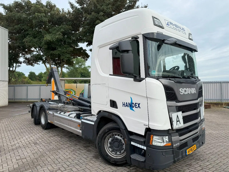 Scania NGS R410 / ENGINE RUNNING / RETARDER / LIFT+LENKACHSE / HIAB 21TON HOOK / NL TRUCK / FRIDGE / EURO-6 / 2019 - شاحنة ذات الخطاف: صور 4 Scania NGS R410 / ENGINE RUNNING / RETARDER / LIFT+LENKACHSE / HIAB 21TON HOOK / NL TRUCK / FRIDGE / EURO-6 / 2019 - شاحنة ذات الخطاف: صور 4