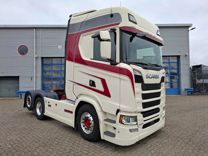 Scania NGS S650 V8 / RETARDER / 633397 KM / 9 TON FRONT AXELE / FULL-AIR / INLINER / FULL SPOILER / LEATHER / ALCOA / NAVI / FRIDGE / E - شاحنة جرار: صور 2 Scania NGS S650 V8 / RETARDER / 633397 KM / 9 TON FRONT AXELE / FULL-AIR / INLINER / FULL SPOILER / LEATHER / ALCOA / NAVI / FRIDGE / E - شاحنة جرار: صور 2