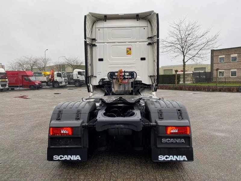 Scania R520 / AUTOMATIC / NAVI /LWDS / PARK-COOL / EURO-6 / 2017 - شاحنة جرار: صور 4 Scania R520 / AUTOMATIC / NAVI /LWDS / PARK-COOL / EURO-6 / 2017 - شاحنة جرار: صور 4