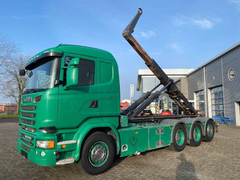 Scania R520 V8 / 8X4 / BIG AXLE / AJK HOOKLIFT 30TON / LIFT+LENKACHSE / NAVI / LEATHER / FULL-AIR / AUTOMATIC / EURO-6 / 2015 - شاحنة ذات الخطاف: صور 1 Scania R520 V8 / 8X4 / BIG AXLE / AJK HOOKLIFT 30TON / LIFT+LENKACHSE / NAVI / LEATHER / FULL-AIR / AUTOMATIC / EURO-6 / 2015 - شاحنة ذات الخطاف: صور 1