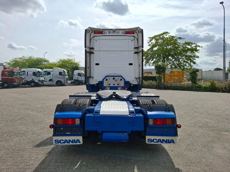 Scania R560 V8 / BOOGIE / HYDRAULICS / FULL-AIR / AUTOMATIC / EURO-5 / 2012 - شاحنة جرار: صور 4 Scania R560 V8 / BOOGIE / HYDRAULICS / FULL-AIR / AUTOMATIC / EURO-5 / 2012 - شاحنة جرار: صور 4