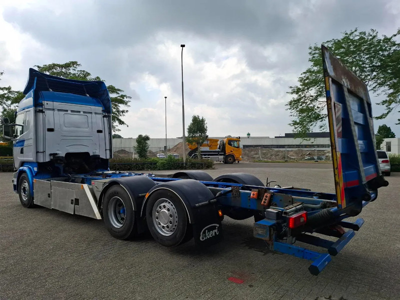Scania R580 V8 / RETARDER / LIFT+LENKACHSE / FULL-AIR / PLATFORM 2000 KG / LEATHER / AIRCO / AUTOMATIC / EURO-6 / 2014 - الشاسيه شاحنة: صور 3 Scania R580 V8 / RETARDER / LIFT+LENKACHSE / FULL-AIR / PLATFORM 2000 KG / LEATHER / AIRCO / AUTOMATIC / EURO-6 / 2014 - الشاسيه شاحنة: صور 3