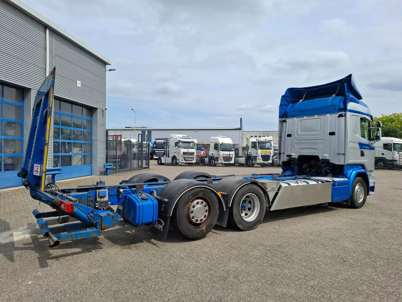 Scania R580 V8 / RETARDER / LIFT+LENKACHSE / FULL-AIR / PLATFORM 2000 KG / LEATHER / AIRCO / AUTOMATIC / EURO-6 / 2015 - الشاسيه شاحنة: صور 5 Scania R580 V8 / RETARDER / LIFT+LENKACHSE / FULL-AIR / PLATFORM 2000 KG / LEATHER / AIRCO / AUTOMATIC / EURO-6 / 2015 - الشاسيه شاحنة: صور 5