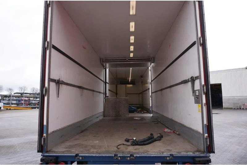 Tracon UDEN TM.180 / NL TRAILER / THROUGH-LOADING SYSTEM / ISOLATED / ALCOA / PLATFORM 2000 KG / 2003 - مبردة مقطورة: صور 5 Tracon UDEN TM.180 / NL TRAILER / THROUGH-LOADING SYSTEM / ISOLATED / ALCOA / PLATFORM 2000 KG / 2003 - مبردة مقطورة: صور 5