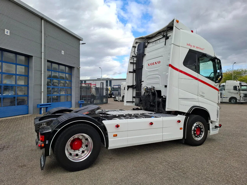 Volvo FH4-460 / CLEAN NL TRUCK / VEB+ / ADR / ACC / LWDS / DAS / DOUBLE TANK / LEATHER / FRIDGE / ALCOA / EURO-6 / 2016 - شاحنة جرار: صور 5 Volvo FH4-460 / CLEAN NL TRUCK / VEB+ / ADR / ACC / LWDS / DAS / DOUBLE TANK / LEATHER / FRIDGE / ALCOA / EURO-6 / 2016 - شاحنة جرار: صور 5