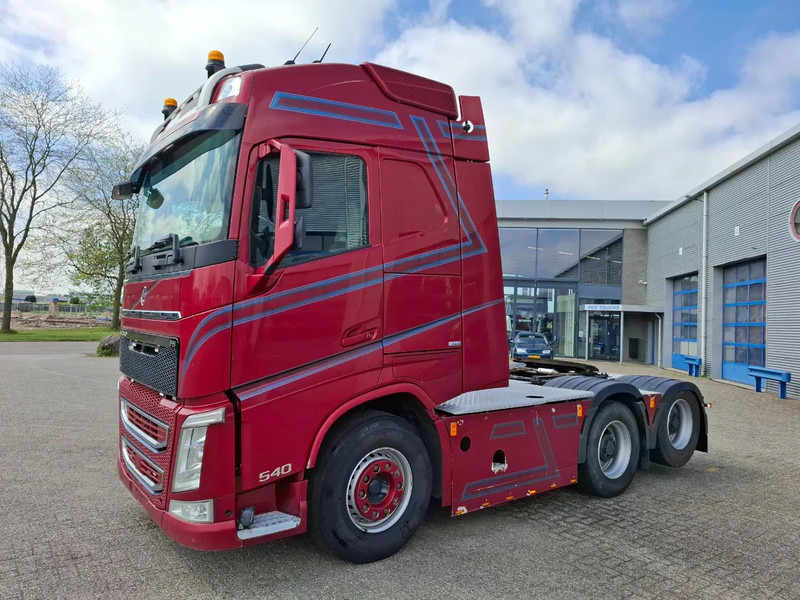 Volvo FH4-540 / 6X4 / BIG AXLE / HYDRAULICS / VEB+ / DYNAMIC STEERING / NAVI / ACC / LWDS / FULL-AIR / LEATHER / AUTOMATIC / EURO-6 / - شاحنة جرار: صور 1 Volvo FH4-540 / 6X4 / BIG AXLE / HYDRAULICS / VEB+ / DYNAMIC STEERING / NAVI / ACC / LWDS / FULL-AIR / LEATHER / AUTOMATIC / EURO-6 / - شاحنة جرار: صور 1