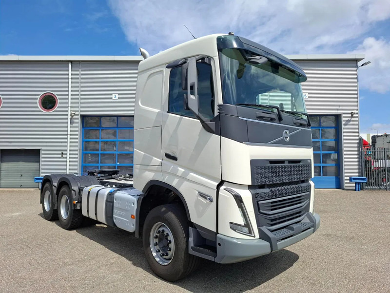 Volvo FH5-500 / 6X4 / RETARDER / HYDRAULICS / ONLY:46190 KM / BIG AXLE / VEB+ / ACC / LWDS / TOP CONDITION / AUTOMATIC / EURO-6 / 2023 - شاحنة جرار: صور 2 Volvo FH5-500 / 6X4 / RETARDER / HYDRAULICS / ONLY:46190 KM / BIG AXLE / VEB+ / ACC / LWDS / TOP CONDITION / AUTOMATIC / EURO-6 / 2023 - شاحنة جرار: صور 2