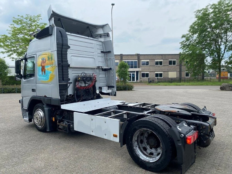 Volvo FM9-300 / MEGA / FULL-AIR / XENON / ONLY:372618KM / MANUAL / EURO-3 / 2004 - شاحنة جرار: صور 3 Volvo FM9-300 / MEGA / FULL-AIR / XENON / ONLY:372618KM / MANUAL / EURO-3 / 2004 - شاحنة جرار: صور 3