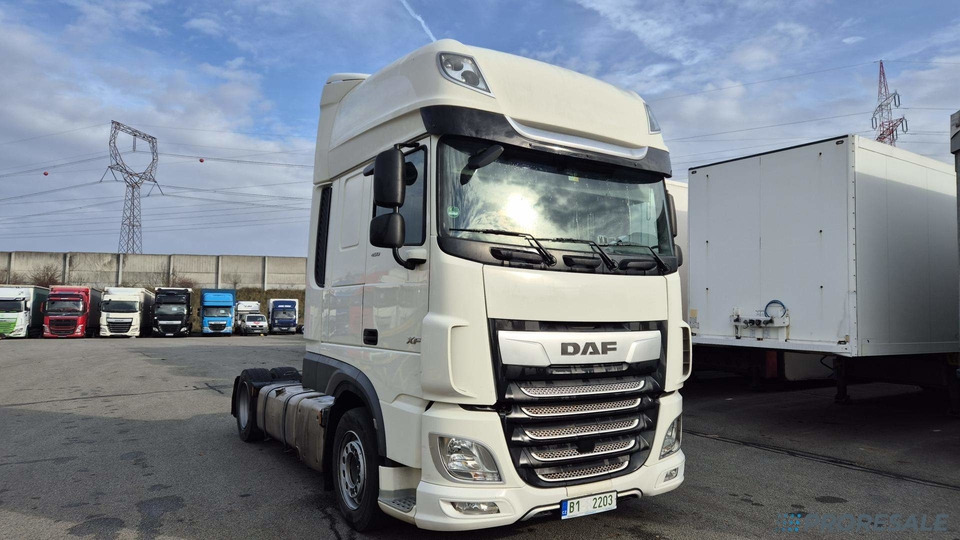 DAF XF 450 FT LOW DECK SSC EURO 6 - شاحنة جرار: صور 1 DAF XF 450 FT LOW DECK SSC EURO 6 - شاحنة جرار: صور 1