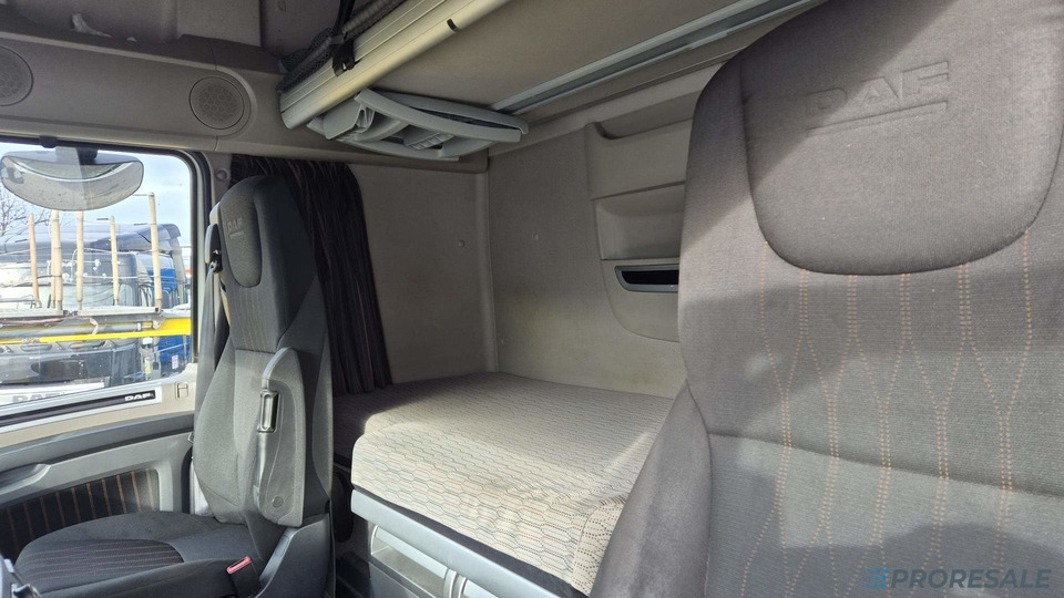 DAF XF 450 FT LOW DECK SSC EURO 6 - شاحنة جرار: صور 5 DAF XF 450 FT LOW DECK SSC EURO 6 - شاحنة جرار: صور 5