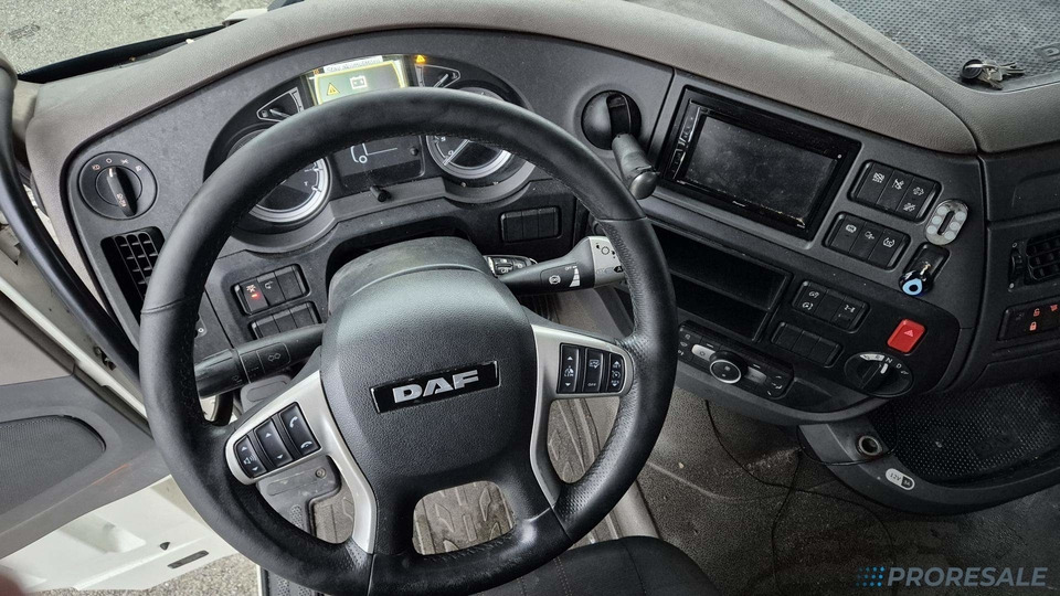 DAF XF 480 FT LOW DECK SSC EURO 6 - شاحنة جرار: صور 4 DAF XF 480 FT LOW DECK SSC EURO 6 - شاحنة جرار: صور 4