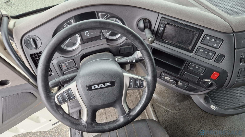 DAF XF 480 FT LOW DECK SSC EURO 6 - شاحنة جرار: صور 4 DAF XF 480 FT LOW DECK SSC EURO 6 - شاحنة جرار: صور 4