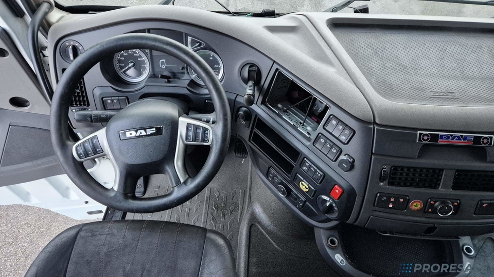 DAF XF 480 FT LOW DECK SSC EURO 6 - شاحنة جرار: صور 4 DAF XF 480 FT LOW DECK SSC EURO 6 - شاحنة جرار: صور 4