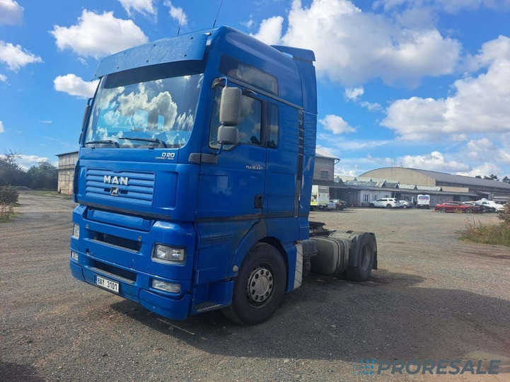 MAN TGA 18.440 4x2 BLS EURO 5 - شاحنة جرار: صور 2 MAN TGA 18.440 4x2 BLS EURO 5 - شاحنة جرار: صور 2