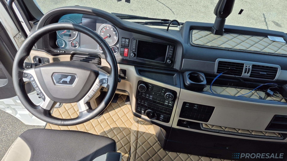 MAN TGX 18.500 BLS XXL EURO 6 - شاحنة جرار: صور 4 MAN TGX 18.500 BLS XXL EURO 6 - شاحنة جرار: صور 4