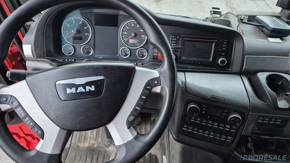 MAN TGX 26.480 6X2-2 BLS EURO 6 - شاحنة جرار: صور 4 MAN TGX 26.480 6X2-2 BLS EURO 6 - شاحنة جرار: صور 4