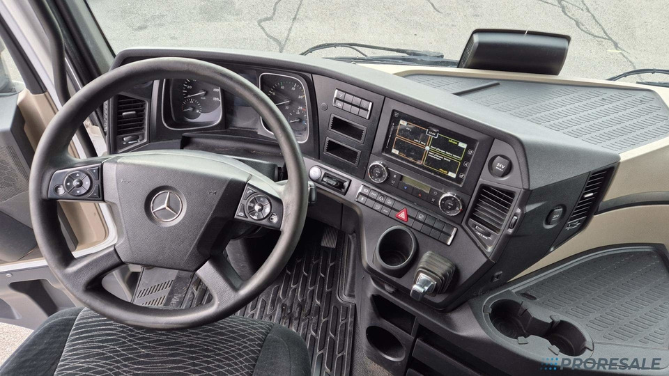MERCEDES-BENZ ACTROS 1845 LS BIG SPACE EURO 6 - شاحنة جرار: صور 4 MERCEDES-BENZ ACTROS 1845 LS BIG SPACE EURO 6 - شاحنة جرار: صور 4