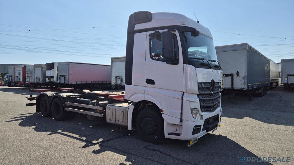 MERCEDES-BENZ ACTROS 2546 L 6X2 EURO 6 - pro přepravu BDF - شاحنات الحاويات/ جسم علوي قابل للتغيير شاحنة: صور 1 MERCEDES-BENZ ACTROS 2546 L 6X2 EURO 6 - pro přepravu BDF - شاحنات الحاويات/ جسم علوي قابل للتغيير شاحنة: صور 1