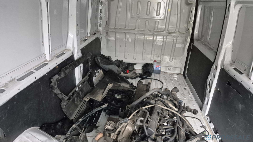 OPEL MOVANO 2,2 CDTi 121 kW - nepojízdný - demontovaný motor s převodovkou - الشاحنات الصغيرة المبردة: صور 5 OPEL MOVANO 2,2 CDTi 121 kW - nepojízdný - demontovaný motor s převodovkou - الشاحنات الصغيرة المبردة: صور 5