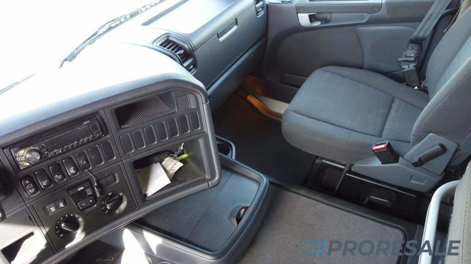 شاحنة جرار SCANIA R410 N320 LOW DECK HIGH LINE EURO 6: صور 7 شاحنة جرار SCANIA R410 N320 LOW DECK HIGH LINE EURO 6: صور 7