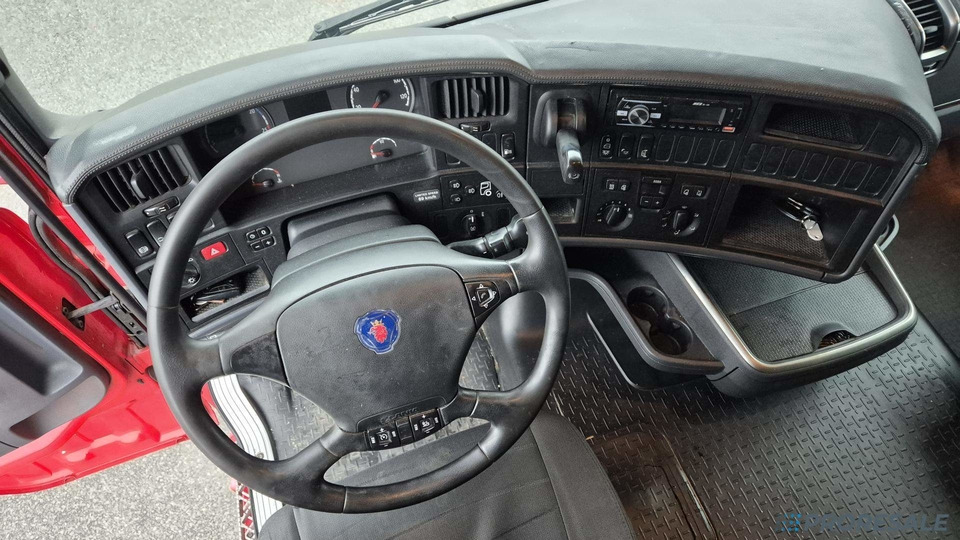 SCANIA R440 TOP LINE EURO 5 - شاحنة جرار: صور 4 SCANIA R440 TOP LINE EURO 5 - شاحنة جرار: صور 4