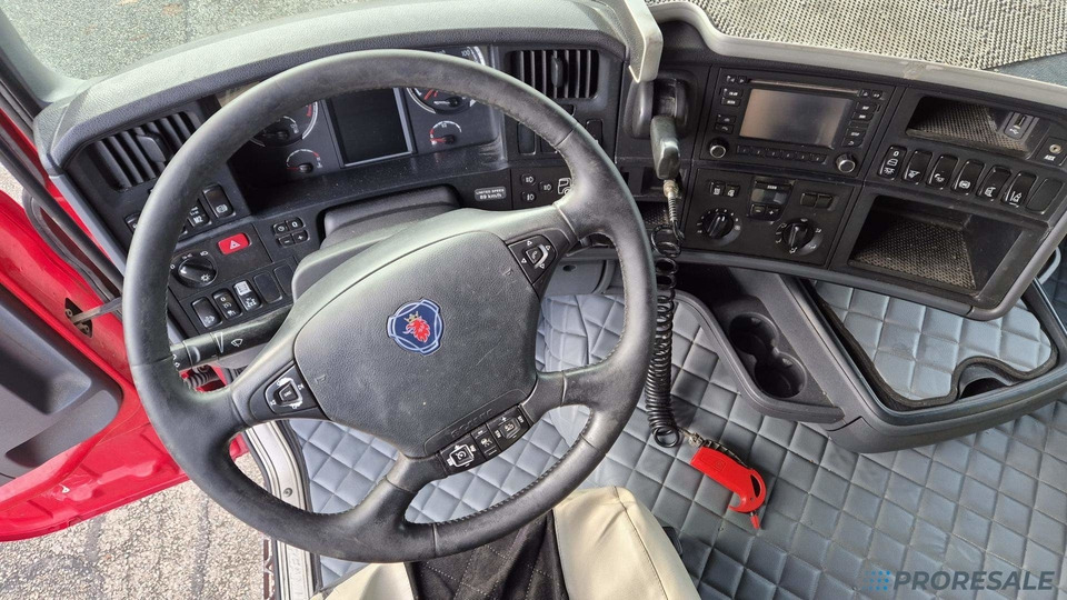 SCANIA R450 N320 HIGH LINE EURO 6 - شاحنة جرار: صور 4 SCANIA R450 N320 HIGH LINE EURO 6 - شاحنة جرار: صور 4