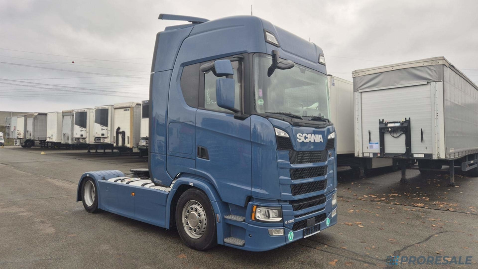 SCANIA S500 N323 NGS TOP LINE LOW DECK EURO 6 - شاحنة جرار: صور 1 SCANIA S500 N323 NGS TOP LINE LOW DECK EURO 6 - شاحنة جرار: صور 1
