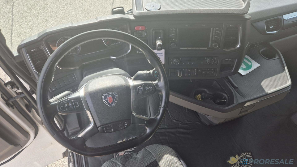 SCANIA S500 N323 NGS TOP LINE LOW DECK EURO 6 - شاحنة جرار: صور 4 SCANIA S500 N323 NGS TOP LINE LOW DECK EURO 6 - شاحنة جرار: صور 4