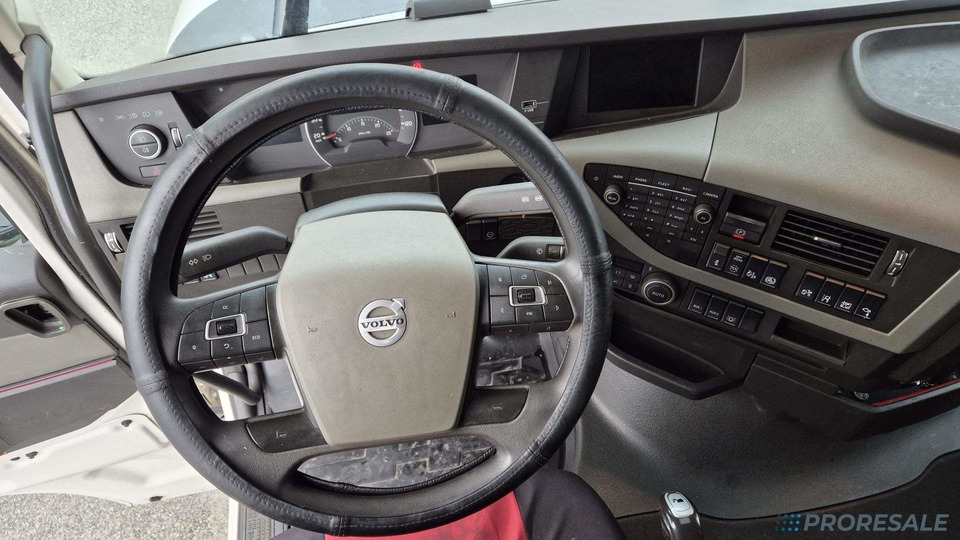 VOLVO FH 500 EURO 6 + HYDRAULIKA - شاحنة جرار: صور 4 VOLVO FH 500 EURO 6 + HYDRAULIKA - شاحنة جرار: صور 4