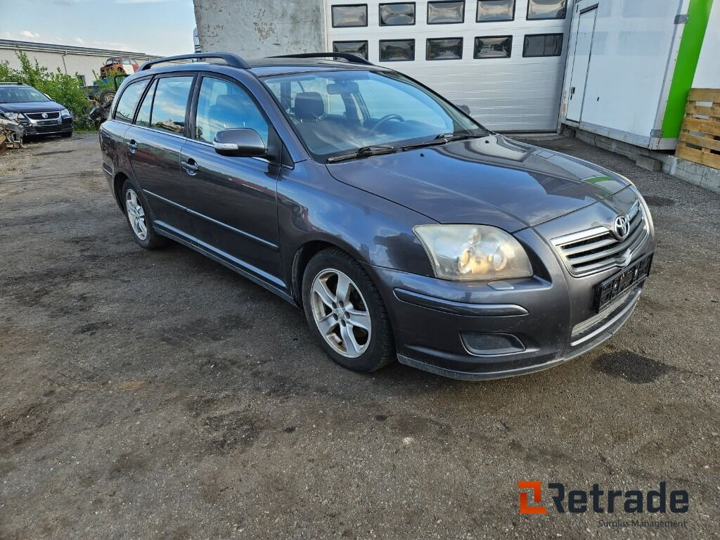 2008mod. TOYOTA AVENSIS 2,0 DIESEL - سيارة: صور 2 2008mod. TOYOTA AVENSIS 2,0 DIESEL - سيارة: صور 2