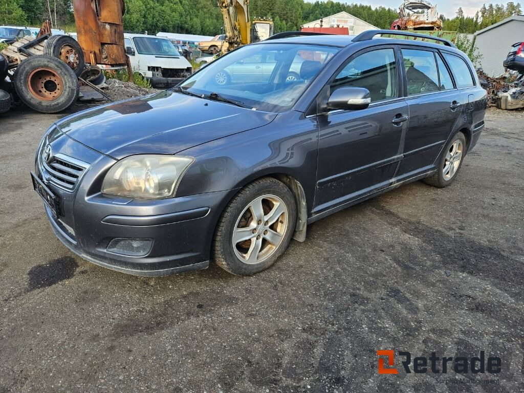 2008mod. TOYOTA AVENSIS 2,0 DIESEL - سيارة: صور 4 2008mod. TOYOTA AVENSIS 2,0 DIESEL - سيارة: صور 4