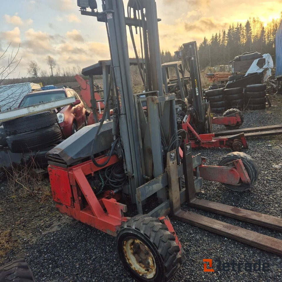 3stk.Gaffeltruck Moffa påhengstrucker - معدات صناعية: صور 5 3stk.Gaffeltruck Moffa påhengstrucker - معدات صناعية: صور 5