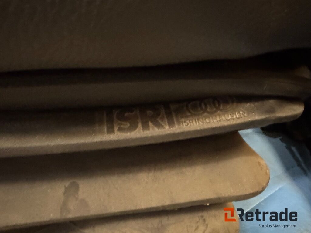 Förarstolar Grammer och Isri 3 stycken - معدات البناء: صور 4 Förarstolar Grammer och Isri 3 stycken - معدات البناء: صور 4