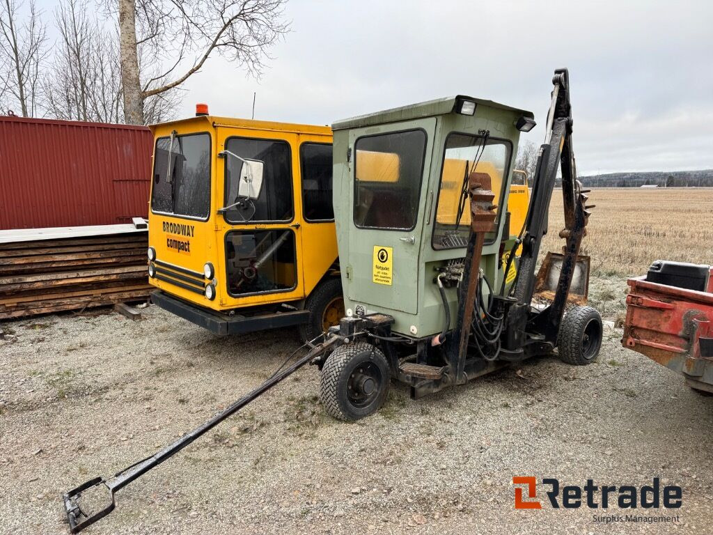 Grävmaskin Medle Grävaren MG6D - آلات البناء: صور 1 Grävmaskin Medle Grävaren MG6D - آلات البناء: صور 1