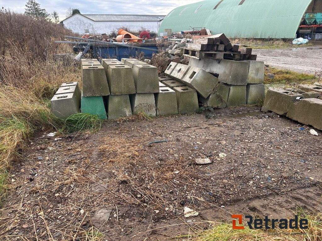 Hoffman klodser 15 stk - معدات البناء: صور 1 Hoffman klodser 15 stk - معدات البناء: صور 1