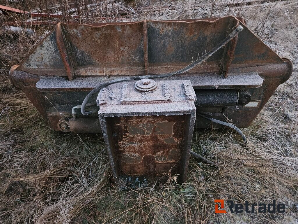 Hydraulisk tiltskopa SMP SL900 - معدات البناء: صور 2 Hydraulisk tiltskopa SMP SL900 - معدات البناء: صور 2