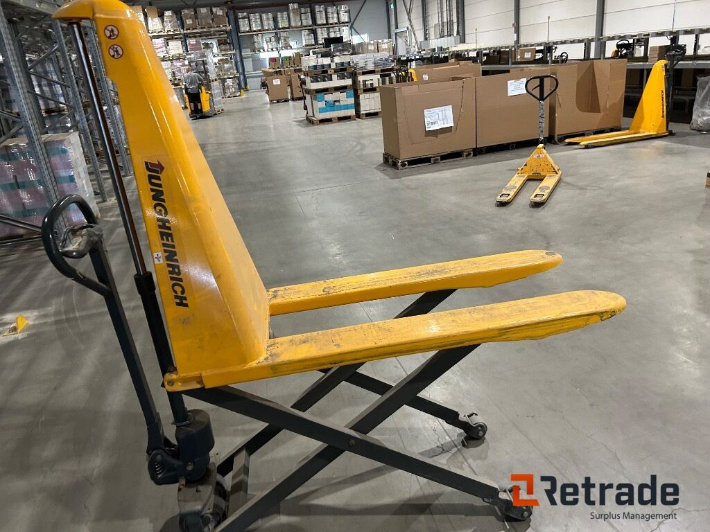 Jekke tralle fra Jungheinrich AX 10 - معدات الرفع منخفض المستوى: صور 2 Jekke tralle fra Jungheinrich AX 10 - معدات الرفع منخفض المستوى: صور 2