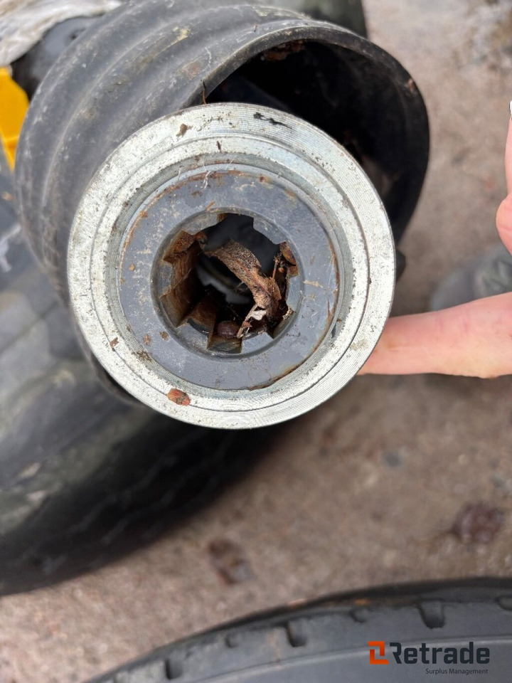 Kraftöverföringsaxel Benzi V07 H10 + 873 MM 1275 - الآلات والماكينات الزراعية: صور 3 Kraftöverföringsaxel Benzi V07 H10 + 873 MM 1275 - الآلات والماكينات الزراعية: صور 3