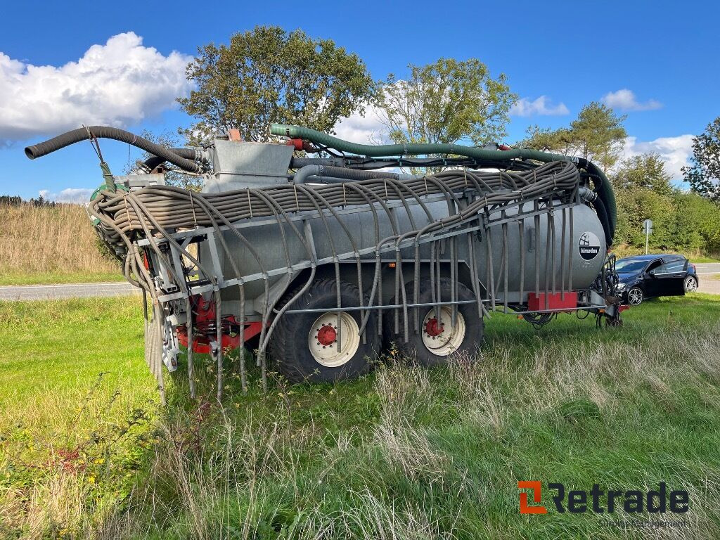 Landbrugsudstyr KIMADAN B 20000 Gyllevogn med slæbeslanger - الآلات والماكينات الزراعية: صور 4 Landbrugsudstyr KIMADAN B 20000 Gyllevogn med slæbeslanger - الآلات والماكينات الزراعية: صور 4
