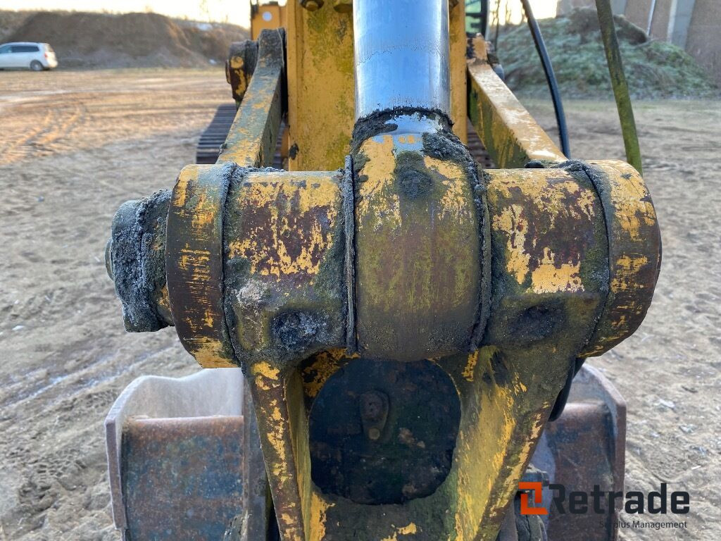 آلات البناء Liebherr R902 HDS Litronic / Årgang 1996 / Timer 11543: صور 18