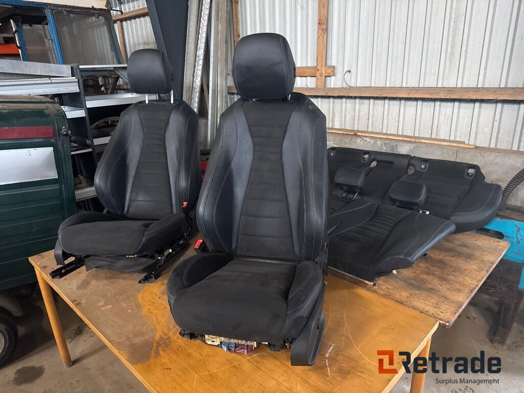 Mercedes Benz Dellæder - سيارة: صور 1 Mercedes Benz Dellæder - سيارة: صور 1