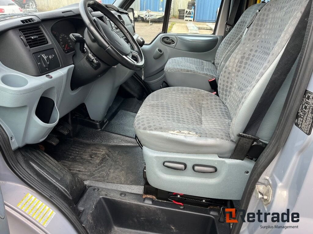 Minibus med lift FORD TRANSIT KOMBI 300L F 2,2 TDCI - صغيرة, ميكروباص: صور 5 Minibus med lift FORD TRANSIT KOMBI 300L F 2,2 TDCI - صغيرة, ميكروباص: صور 5