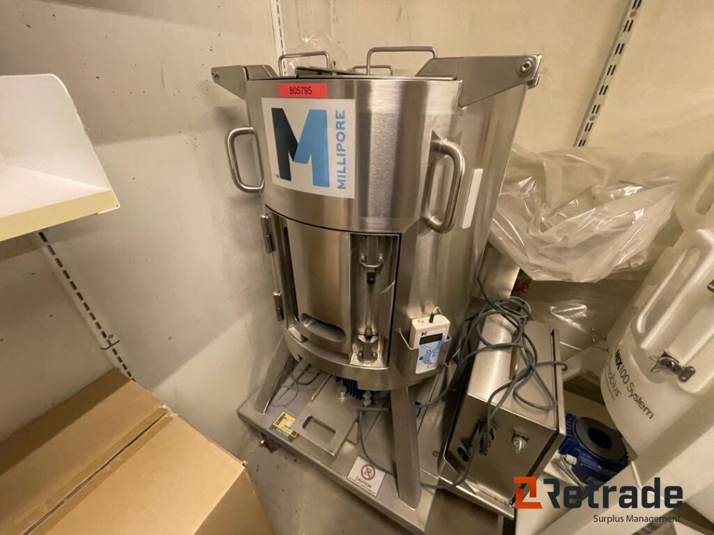 Mobius Mix100 Med Stål Kar / Mix100 With Steel Tub - معدات صناعية: صور 1 Mobius Mix100 Med Stål Kar / Mix100 With Steel Tub - معدات صناعية: صور 1