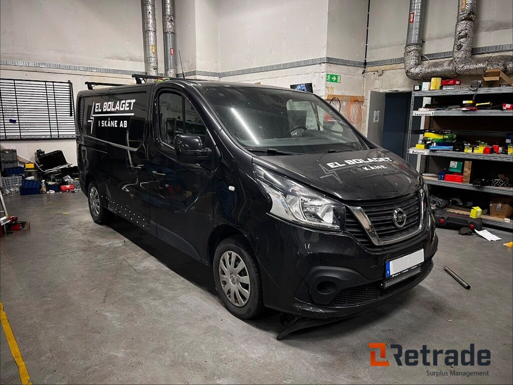 Reparationsobjekt Skåpbil Nissan NV300, 2019, Manuell, Låga Mil - سيارة: صور 3 Reparationsobjekt Skåpbil Nissan NV300, 2019, Manuell, Låga Mil - سيارة: صور 3