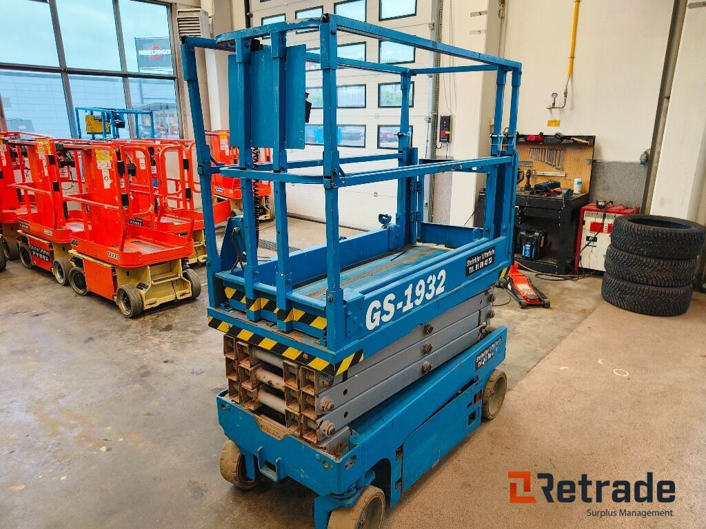 Sakselift Genie GS-1932 - آلات البناء: صور 3 Sakselift Genie GS-1932 - آلات البناء: صور 3