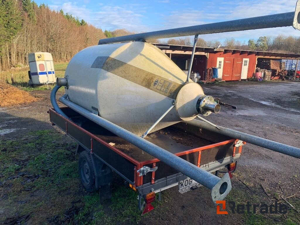 Silo MHJ 3,5 - الآلات والماكينات الزراعية: صور 1 Silo MHJ 3,5 - الآلات والماكينات الزراعية: صور 1