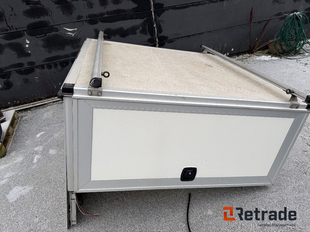 Skåp till Toyota Hilux - هيكل السيارة الخارجية - شاحنة البيك أب: صور 2 Skåp till Toyota Hilux - هيكل السيارة الخارجية - شاحنة البيك أب: صور 2