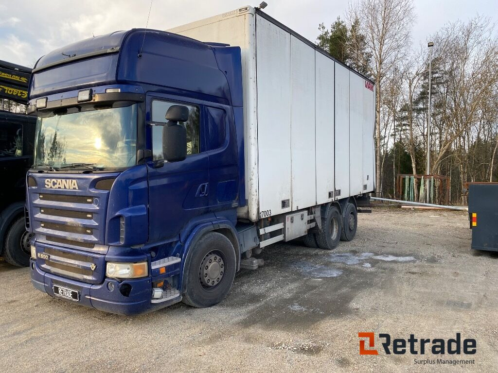 Skåpbil Scania R500LB6X2*4MNB Renoveringsobjekt - بصندوق مغلق شاحنة: صور 1 Skåpbil Scania R500LB6X2*4MNB Renoveringsobjekt - بصندوق مغلق شاحنة: صور 1