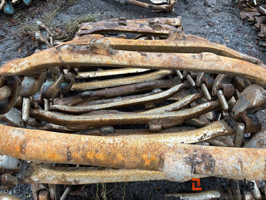 Skogsmaskinsband Olofsfors Evo Soft 780/50 28.5 2st - الآلات والماكينات الزراعية: صور 2 Skogsmaskinsband Olofsfors Evo Soft 780/50 28.5 2st - الآلات والماكينات الزراعية: صور 2